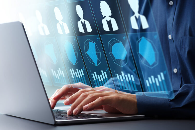 採用戦略で使える8つのフレームワークとは？ 活用例を課題別に解説